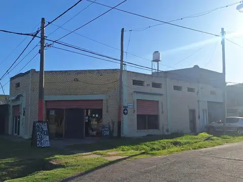 Av Francia 5202. Local comercial en esquina
