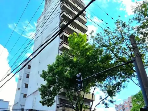 Riobamba 1400 (esquina Corrientes) Piso 5