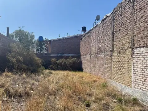 Terreno en Venta en Villa Hipódromo, USD 24.000