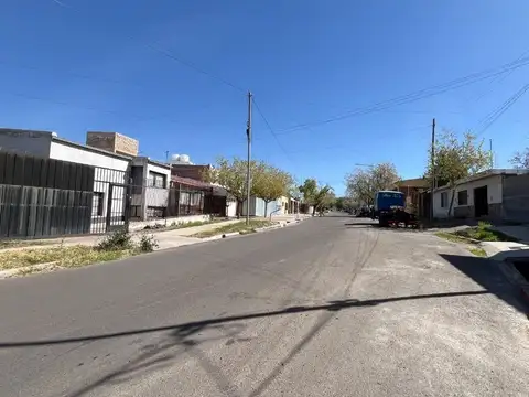 Terreno en Venta en Villa Hipódromo, USD 24.000