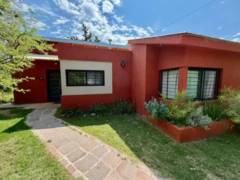 Casa de 2 dormitorios en Unquillo