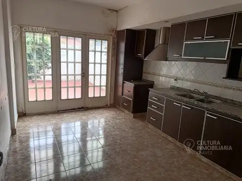 Depto Tipo Casa en Venta 40 años