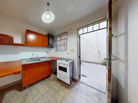 Depto Tipo Casa 2 ambientes con 1 baño
