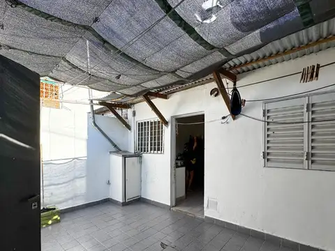 Buenos Aires 2069-Casa 2 dormitorios PATIO EXCLUSIVO PARRILLERO Villa Gobernador Gálvez