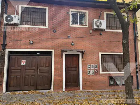 PH amoblado en alquiler en Chacarita. Dos ambientes sin expensas.