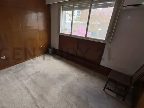 Depto Tipo Casa 9 ambientes con 2 baños