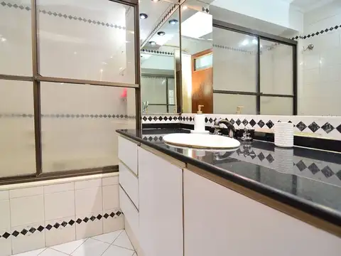 Departamento 5 ambientes con 2 baños