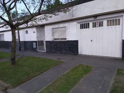 Venta de Casa 2 Dormitorios en Villa Elvira, La Plata