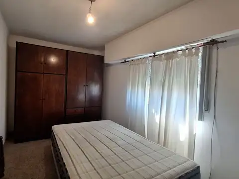 Depto Tipo Casa 4 ambientes con 1 baño