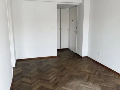 Departamento en Alquiler en Once, $ 600.000