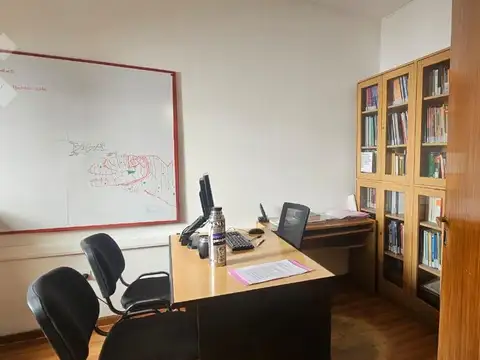 Venta Casa Apto Desarrollo - Calle Sargento Cabral 36 - Neuquén Capital