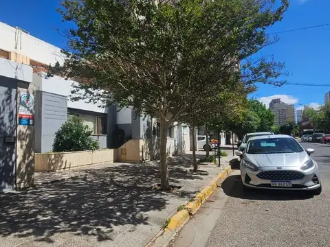 Venta Casa Apto Desarrollo - Calle Sargento Cabral 36 - Neuquén Capital