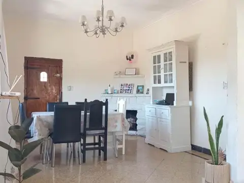 Casa en Alquiler Temporal con 2 cocheras