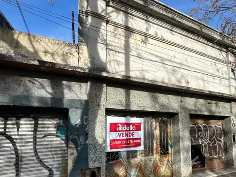 Lote En Venta. Ubicado En Av.60 Entre 124 Y 125