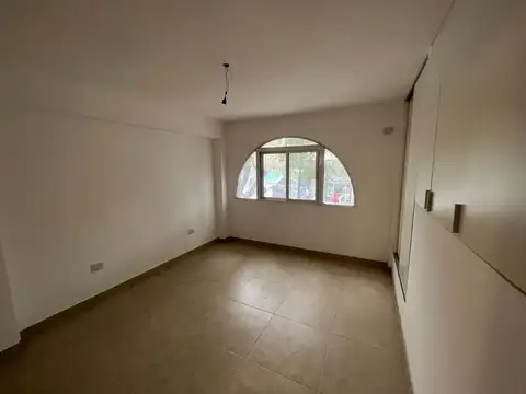 Depto Tipo Casa en Venta en Villa Pueyrredón, USD 98.000