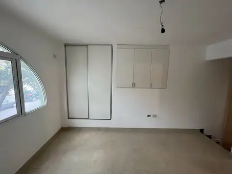 Depto Tipo Casa 2 ambientes con 1 baño