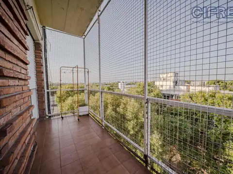 Departamento en venta de 4 ambientes con 3 baños, 2 balcones y cochera en Villa Urquiza