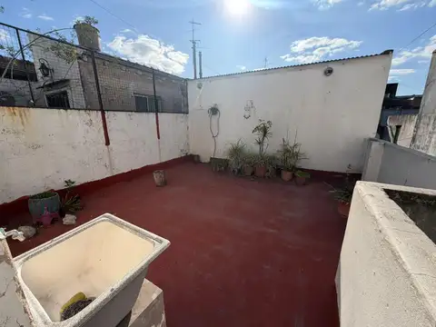 ALQUILER PH DE TRES AMBIENTES EN VILLA SANTA RITA