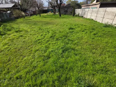 Terreno en Venta 49  mts Fondo