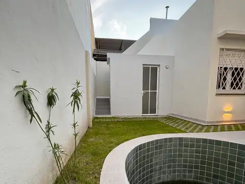 Depto Tipo Casa en Venta de 3 ambientes