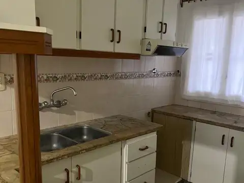 Casa en centro de Lujan de Cuyo, gran inversión.