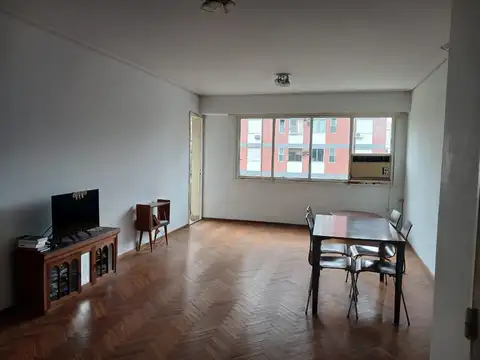 Departamento 4 ambientes con 3 baños
