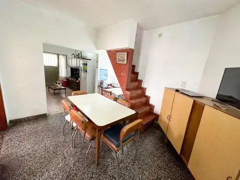 Depto Tipo Casa en Venta con 1 cocheras