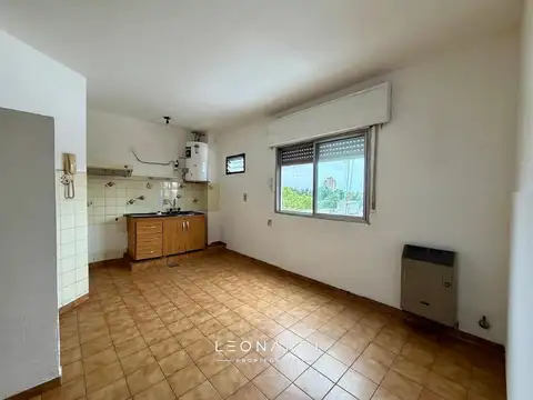 Tapia de Cruz 920, 3º piso