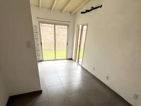 Depto Tipo Casa en Venta de 2 ambientes