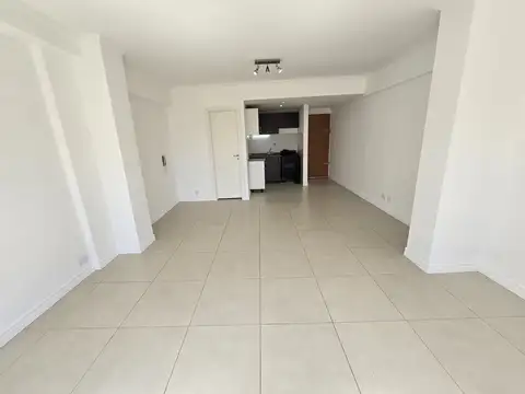Presidente Quintana 500, Piso 1