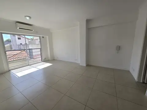 Departamento Monoambiente con Cochera Lanús Oeste. VIVIENDA O PROFESIONAL