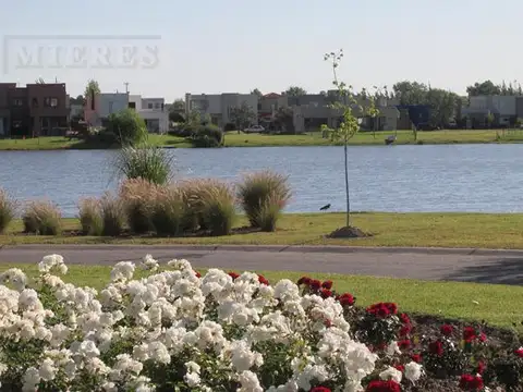 Terreno en Venta en La Comarca, USD 185.000