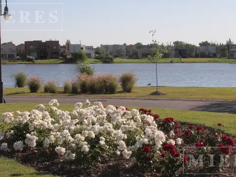 Terreno en Venta en La Comarca, USD 195.000