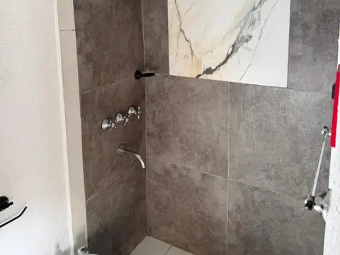 Departamento en Alquiler en Lanus Oeste, $ 380.000