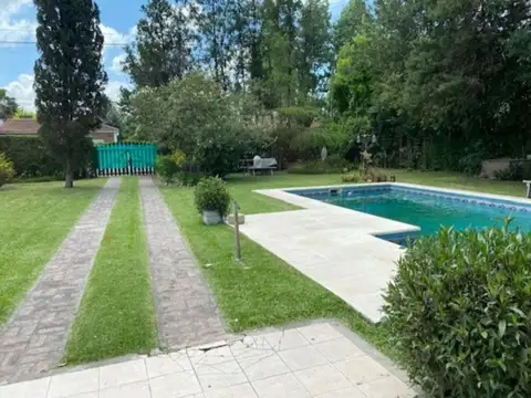 CASA QUINTA QUINCHO BARRIO MONTECARLO, DEL VISO