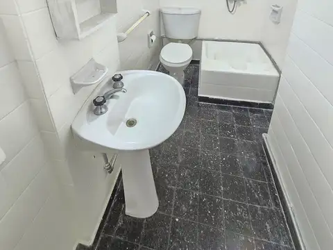 Departamento Monoambiente  en Alquiler en Haedo