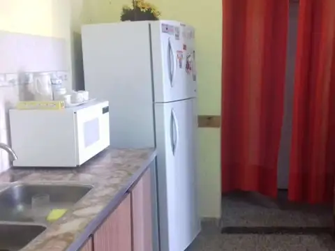 Depto Tipo Casa en Alquiler de 2 dormitorios