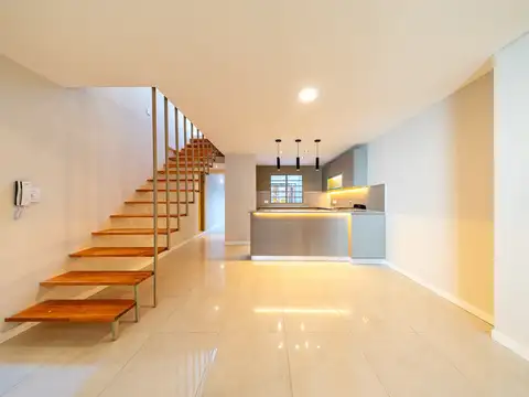 VENTA DUPLEX DE 3 DORMITORIOS
