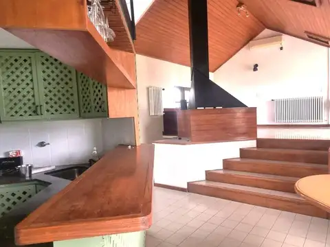 Casa 4 ambientes con 3 baños