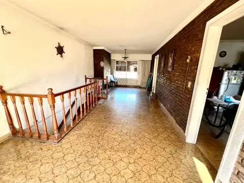Yapeyú 700, Piso 1