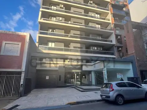 VENTA DEPARTAMENTO DE 1 DORMITORIO CON BALCÓN EN NVA CBA A MTS DE PARQUE LAS TEJAS