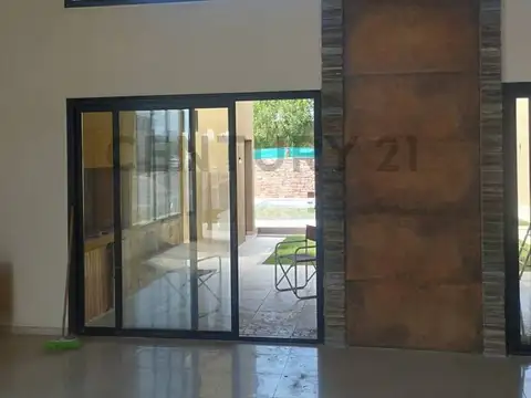 Casa en Venta en Rodeo del Medio, USD 145.000