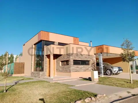 CASA BARRIO EN VENTA BARRIO PRIVADO LAS RETAMAS