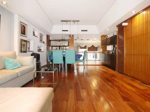 Casa 5 ambientes con 4 baños