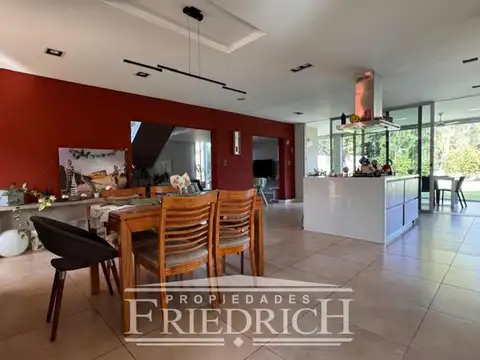 Casa en venta - Weston - Moreno
