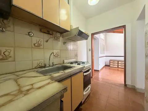 Depto Tipo Casa 3 ambientes con 2 baños