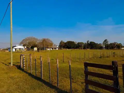 Terreno en Venta en Esquina, USD 8.000