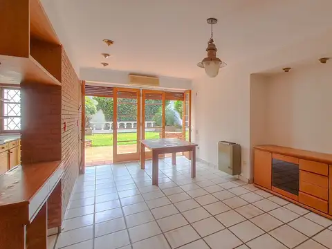 Casa en Alquiler en República De La Sexta, $ 1.200.000