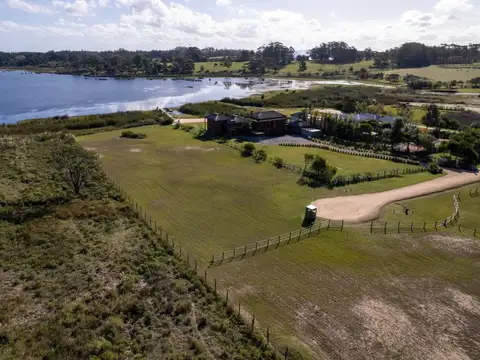 Laguna Estates - Manantiales 100