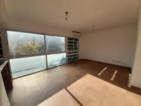 OPORTUNIDAD - Departamento de calidad Piso de 50 m2 - Zona inmejorable -